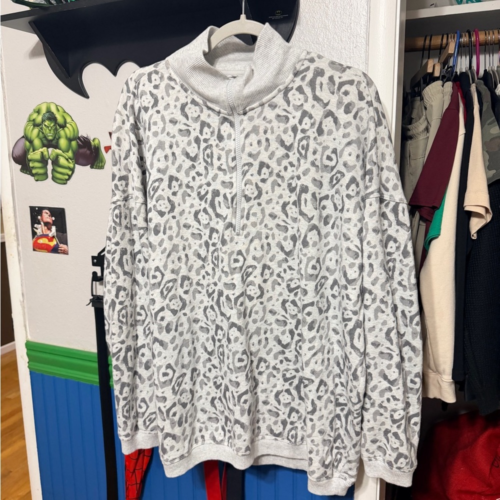Aerie Gray Leopard OVERSIZED Print Sweater